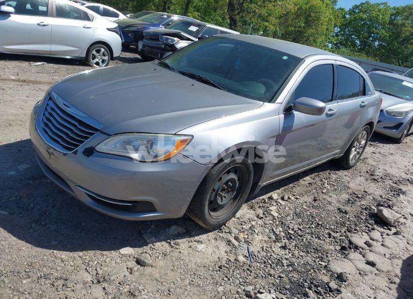 Photo 2 of 2013 Chrysler 200 LX (VIN 1C3CCBAB5DN642131)