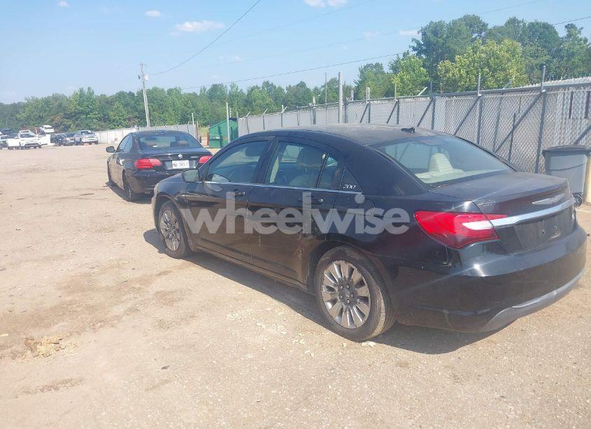 Photo 3 of 2013 Chrysler 200 LX (VIN 1C3CCBAB5DN686145)