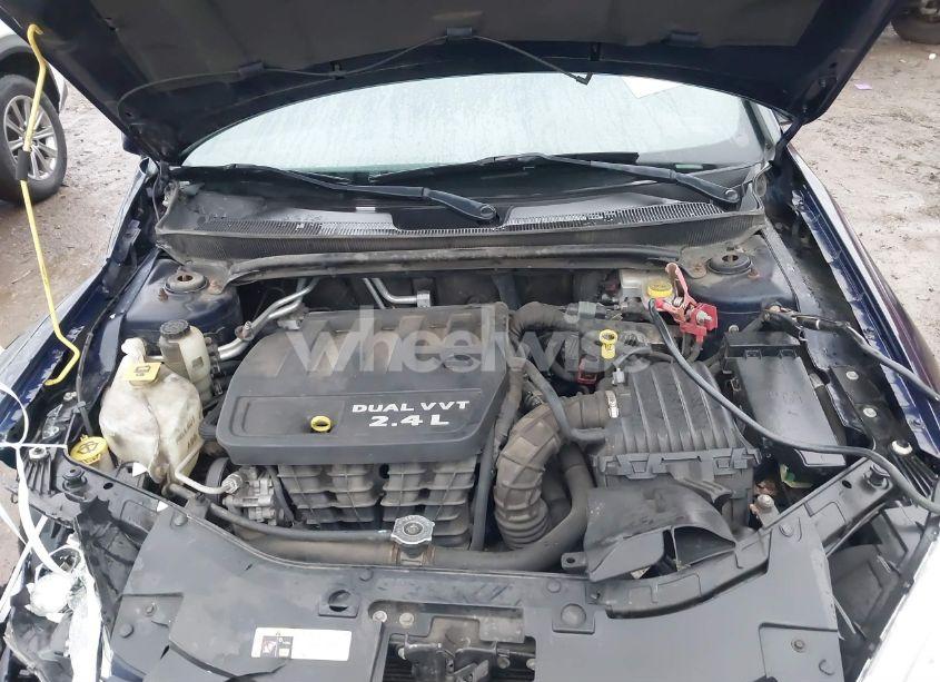 Photo 10 of 2014 Chrysler 200 LX (VIN 1C3CCBAB5EN122531)