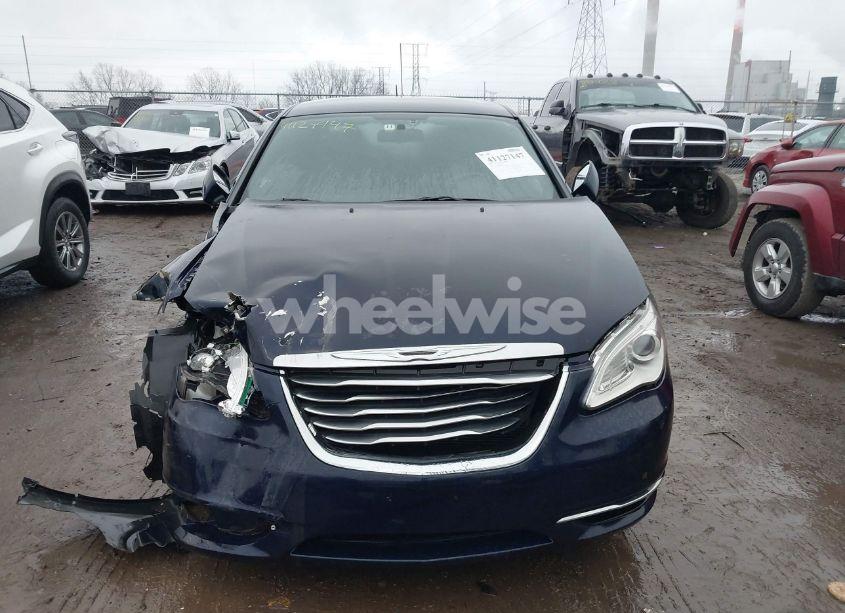Photo 12 of 2014 Chrysler 200 LX (VIN 1C3CCBAB5EN122531)