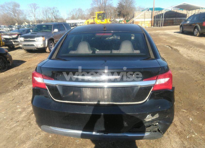 Photo 15 of 2014 Chrysler 200 LX (VIN 1C3CCBAB5EN146666)