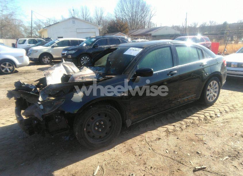 Photo 2 of 2014 Chrysler 200 LX (VIN 1C3CCBAB5EN146666)