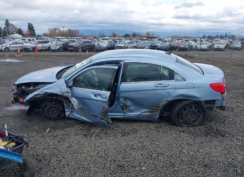 Photo 15 of 2014 Chrysler 200 LX (VIN 1C3CCBAB5EN208020)