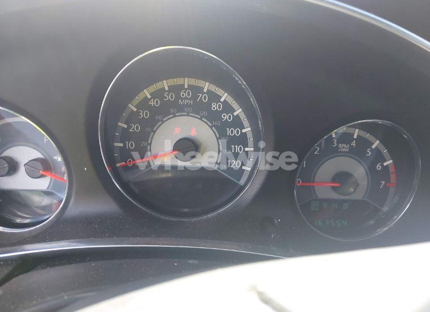 Photo 7 of 2014 Chrysler 200 LX (VIN 1C3CCBAB5EN211094)