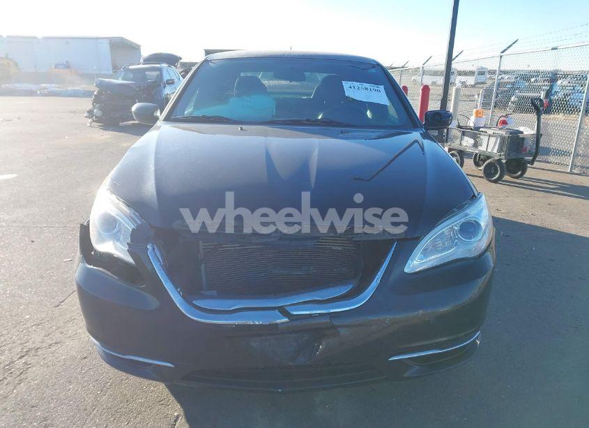 Photo 13 of 2012 Chrysler 200 LX (VIN 1C3CCBAB6CN104861)