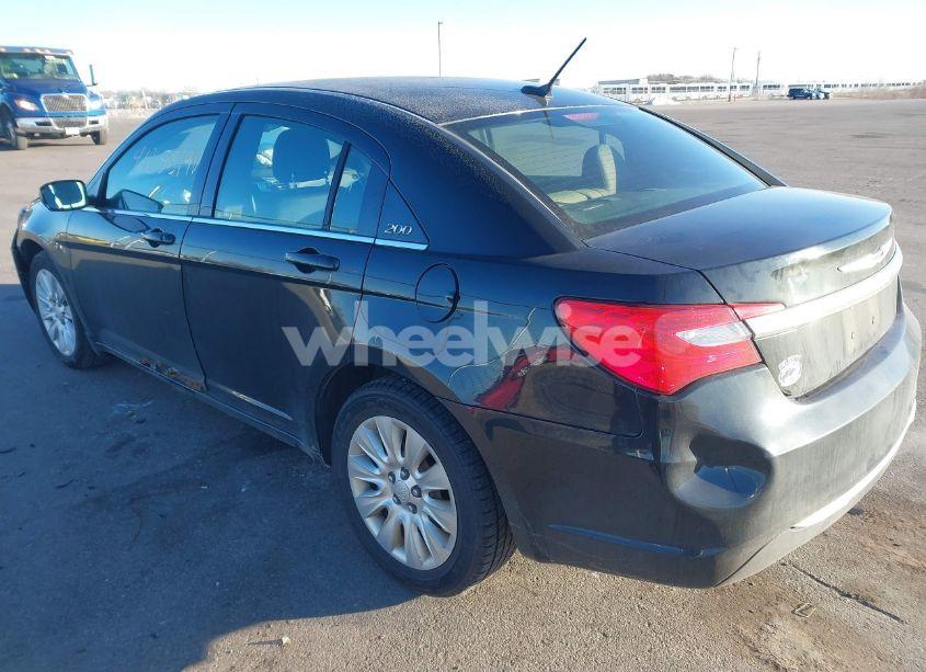 Photo 3 of 2012 Chrysler 200 LX (VIN 1C3CCBAB6CN104861)