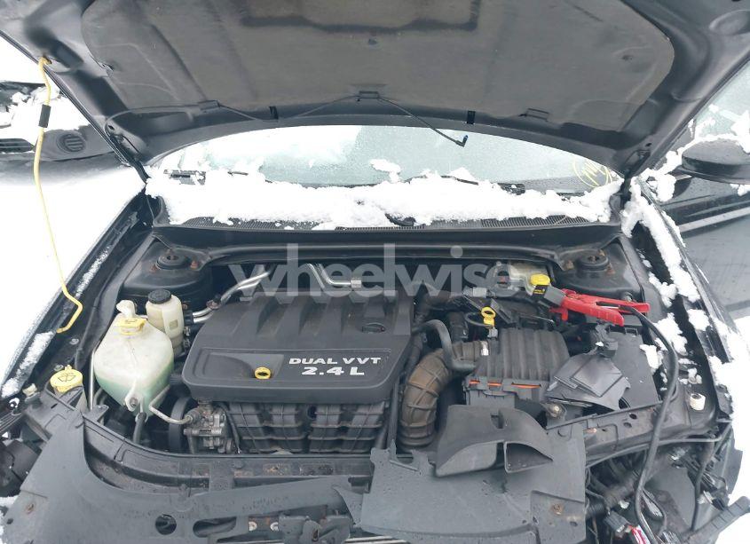 Photo 10 of 2012 Chrysler 200 LX (VIN 1C3CCBAB6CN151582)