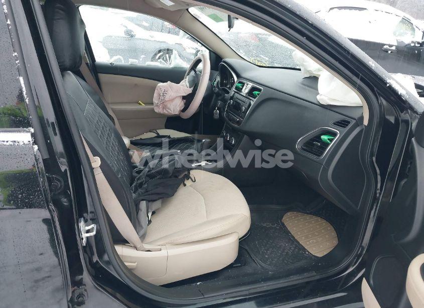 Photo 5 of 2012 Chrysler 200 LX (VIN 1C3CCBAB6CN151582)