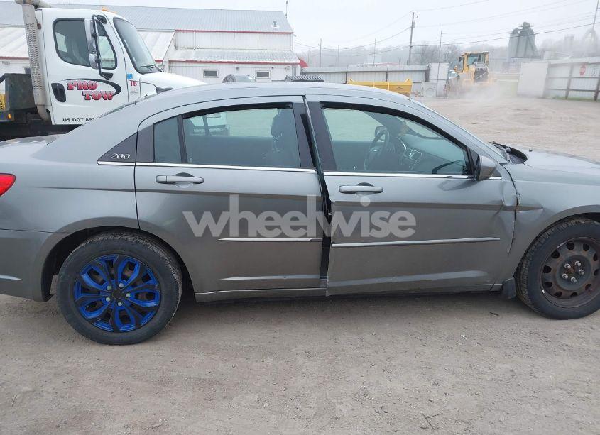 Photo 14 of 2012 Chrysler 200 LX (VIN 1C3CCBAB6CN273424)