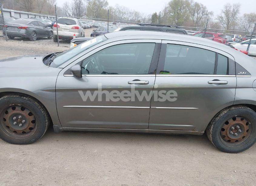 Photo 15 of 2012 Chrysler 200 LX (VIN 1C3CCBAB6CN273424)