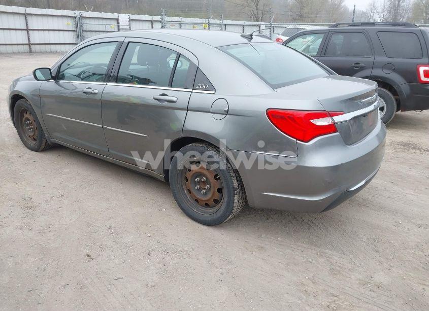 Photo 3 of 2012 Chrysler 200 LX (VIN 1C3CCBAB6CN273424)