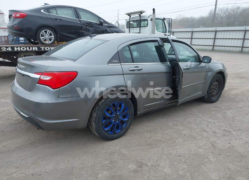 Photo 4 of 2012 Chrysler 200 LX (VIN 1C3CCBAB6CN273424)