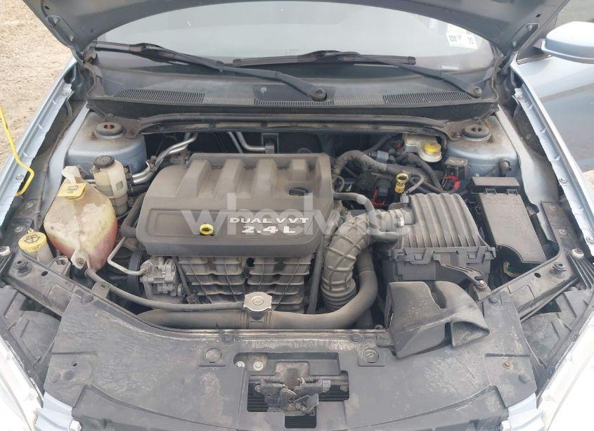 Photo 10 of 2013 Chrysler 200 LX (VIN 1C3CCBAB6DN568945)