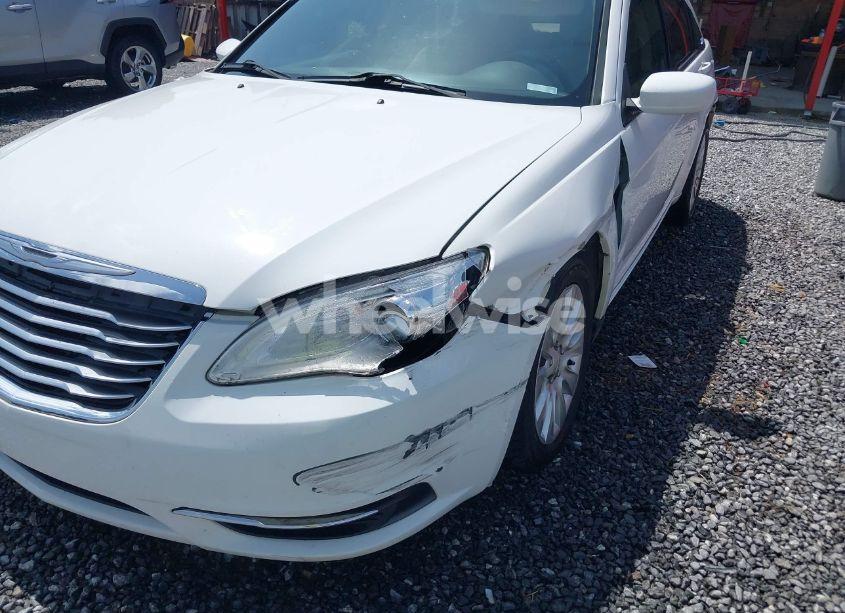Photo 6 of 2013 Chrysler 200 LX (VIN 1C3CCBAB6DN622633)
