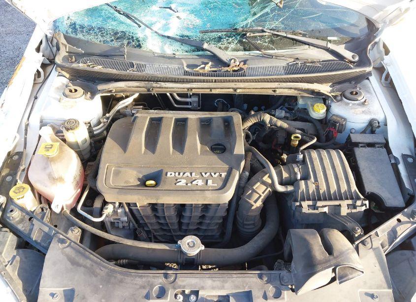 Photo 10 of 2014 Chrysler 200 LX (VIN 1C3CCBAB6EN208799)