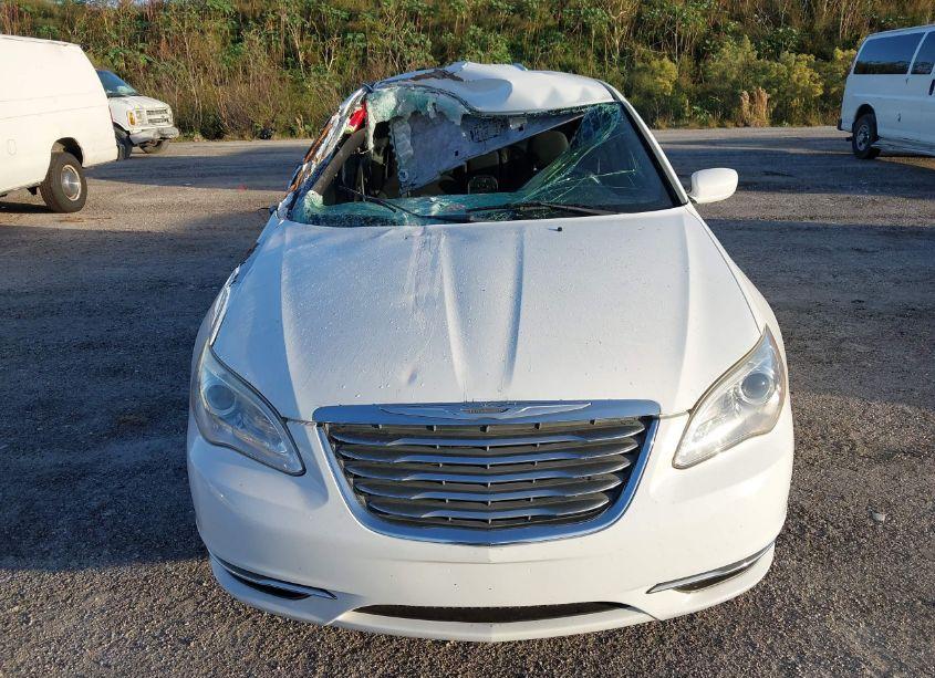 Photo 6 of 2014 Chrysler 200 LX (VIN 1C3CCBAB6EN208799)