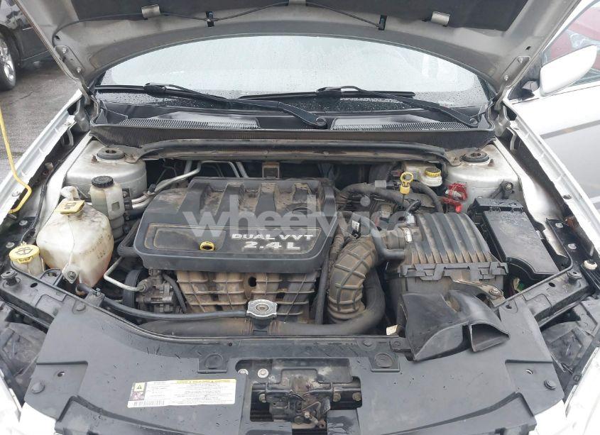 Photo 10 of 2012 Chrysler 200 LX (VIN 1C3CCBAB7CN167418)