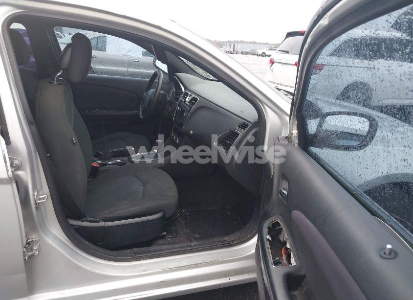 Photo 5 of 2012 Chrysler 200 LX (VIN 1C3CCBAB7CN167418)