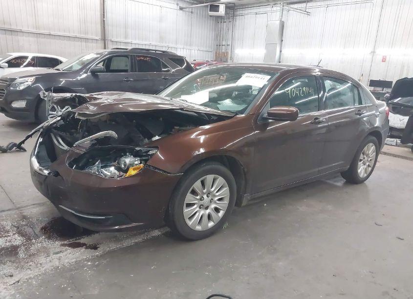 Photo 2 of 2013 Chrysler 200 LX (VIN 1C3CCBAB7DN560661)