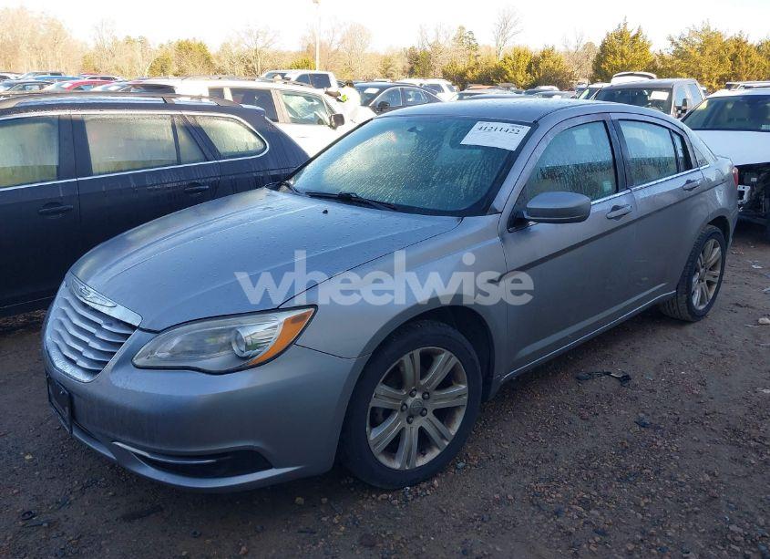 Photo 2 of 2013 Chrysler 200 LX (VIN 1C3CCBAB7DN705892)