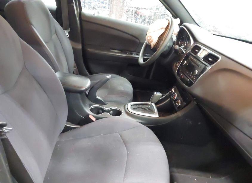 Photo 5 of 2014 Chrysler 200 LX (VIN 1C3CCBAB7EN124703)