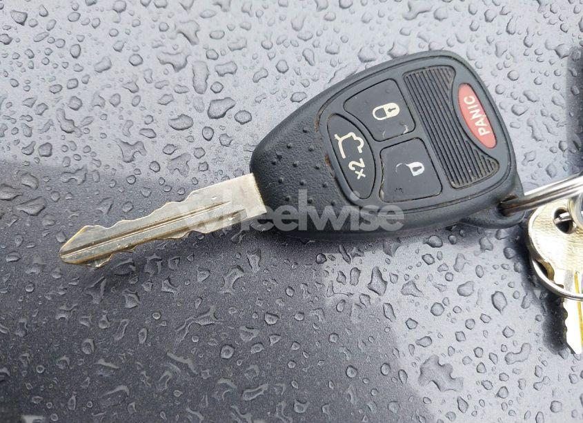 Photo 11 of 2014 Chrysler 200 LX (VIN 1C3CCBAB7EN145079)