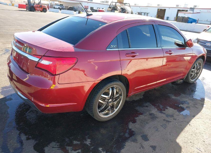 Photo 4 of 2014 Chrysler 200 LX (VIN 1C3CCBAB7EN168300)