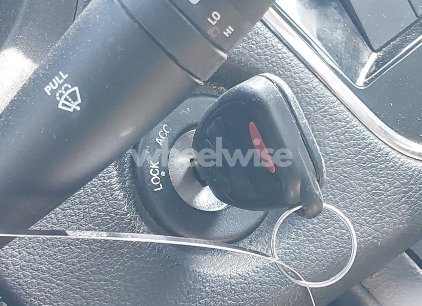 Photo 11 of 2014 Chrysler 200 LX (VIN 1C3CCBAB7EN170340)