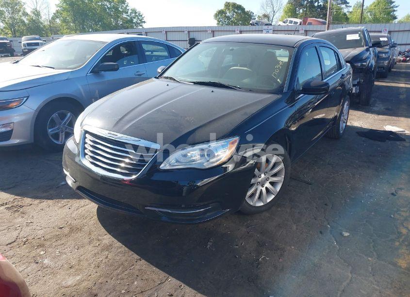 Photo 2 of 2014 Chrysler 200 LX (VIN 1C3CCBAB7EN170340)