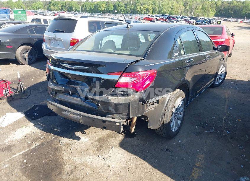 Photo 4 of 2014 Chrysler 200 LX (VIN 1C3CCBAB7EN170340)