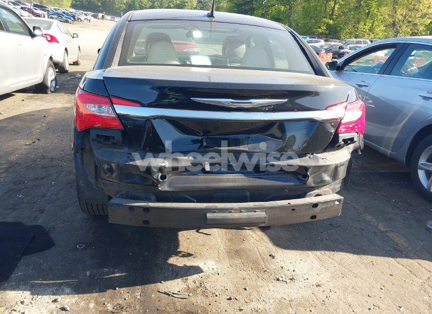 Photo 6 of 2014 Chrysler 200 LX (VIN 1C3CCBAB7EN170340)