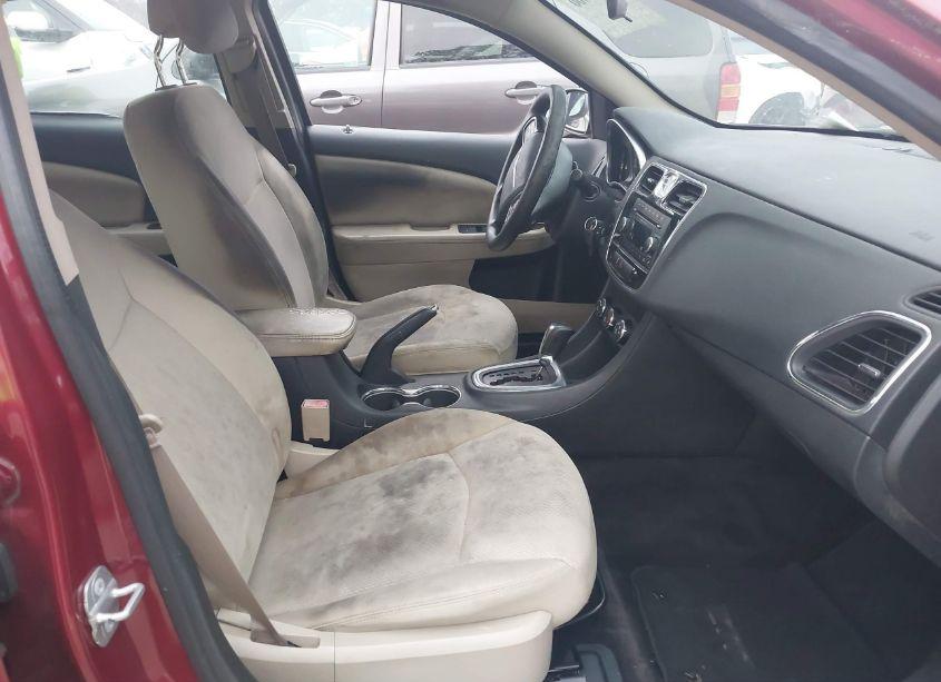 Photo 5 of 2014 Chrysler 200 LX (VIN 1C3CCBAB7EN204700)