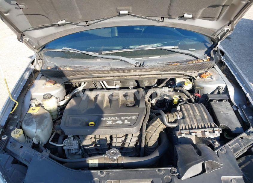 Photo 10 of 2014 Chrysler 200 LX (VIN 1C3CCBAB7EN205510)