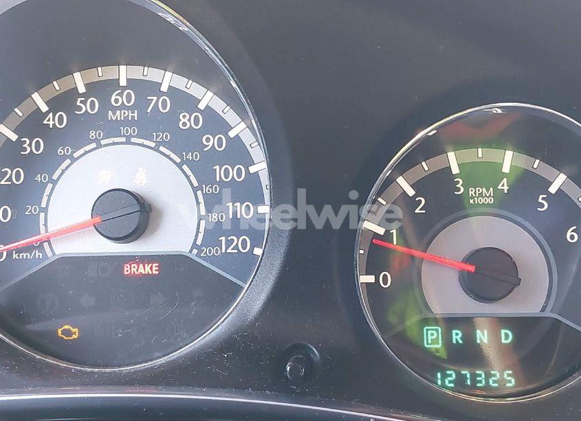 Photo 7 of 2014 Chrysler 200 LX (VIN 1C3CCBAB7EN205510)