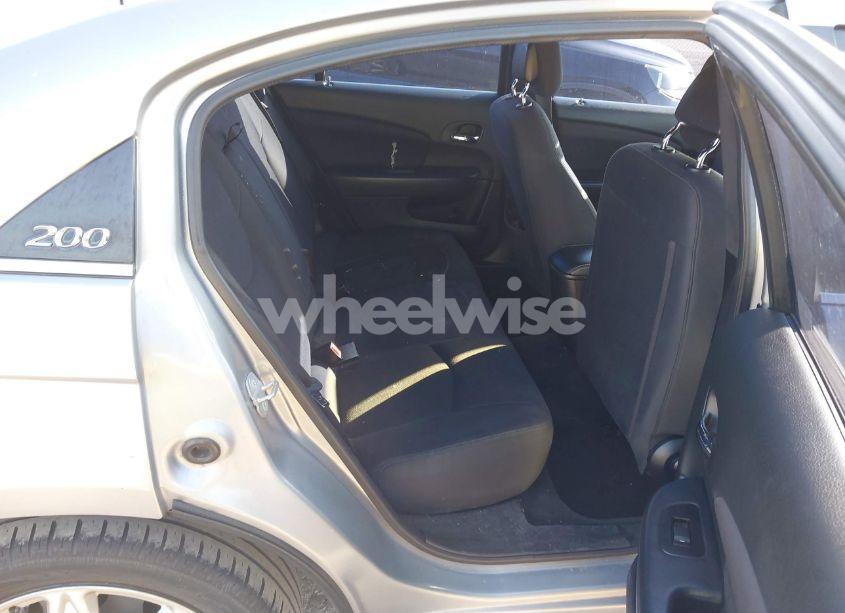 Photo 8 of 2014 Chrysler 200 LX (VIN 1C3CCBAB7EN205510)