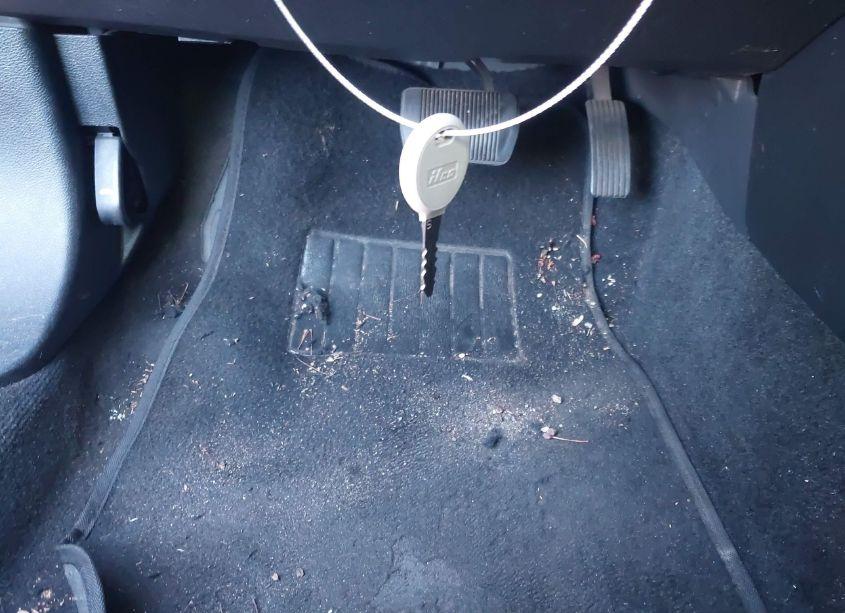 Photo 11 of 2014 Chrysler 200 LX (VIN 1C3CCBAB7EN209234)