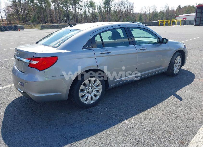 Photo 4 of 2014 Chrysler 200 LX (VIN 1C3CCBAB7EN212540)