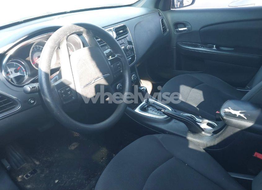 Photo 5 of 2014 Chrysler 200 LX (VIN 1C3CCBAB7EN238085)