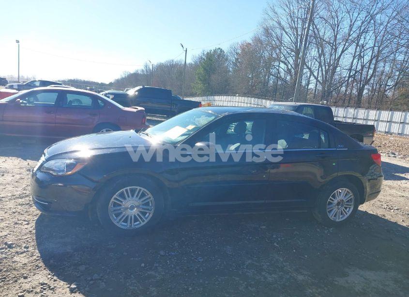 Photo 14 of 2012 Chrysler 200 LX (VIN 1C3CCBAB8CN208638)