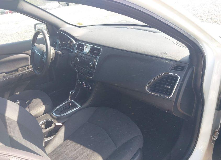 Photo 5 of 2012 Chrysler 200 LX (VIN 1C3CCBAB8CN273439)