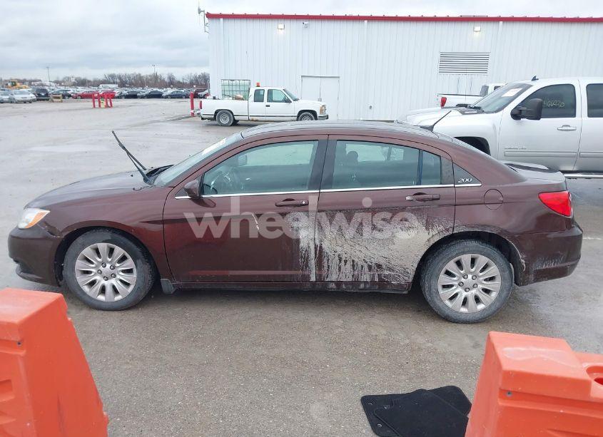 Photo 15 of 2012 Chrysler 200 LX (VIN 1C3CCBAB8CN303460)