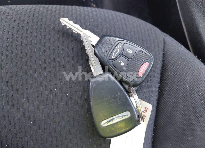 Photo 11 of 2013 Chrysler 200 LX (VIN 1C3CCBAB8DN642155)