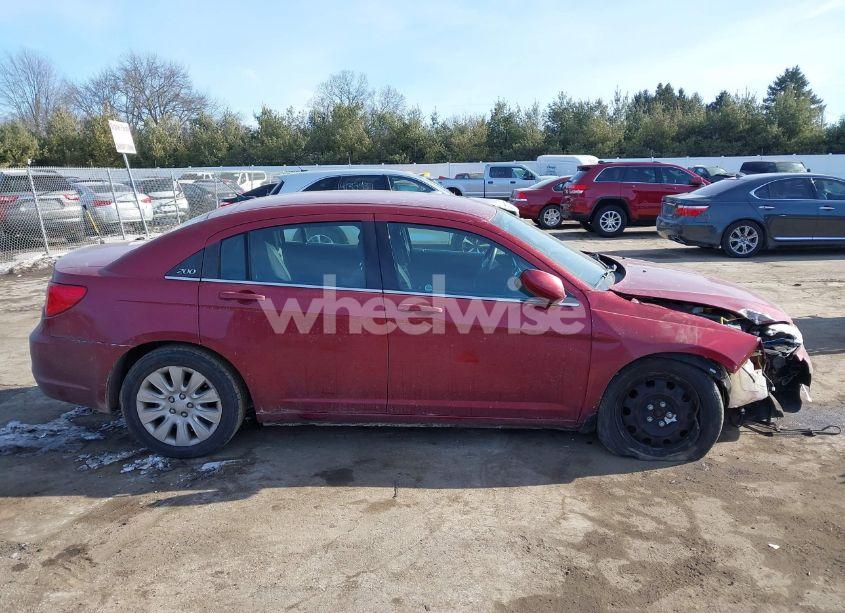 Photo 13 of 2013 Chrysler 200 LX (VIN 1C3CCBAB8DN642155)