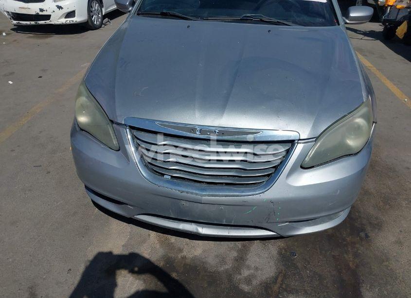 Photo 12 of 2013 Chrysler 200 LX (VIN 1C3CCBAB8DN762392)