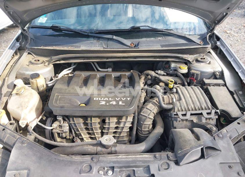 Photo 10 of 2014 Chrysler 200 LX (VIN 1C3CCBAB8EN142630)