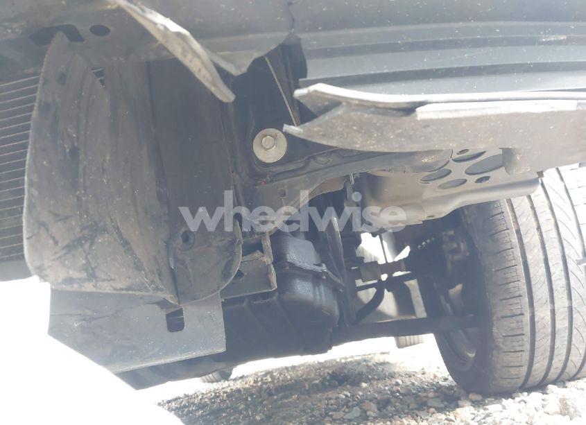 Photo 12 of 2014 Chrysler 200 LX (VIN 1C3CCBAB8EN142630)