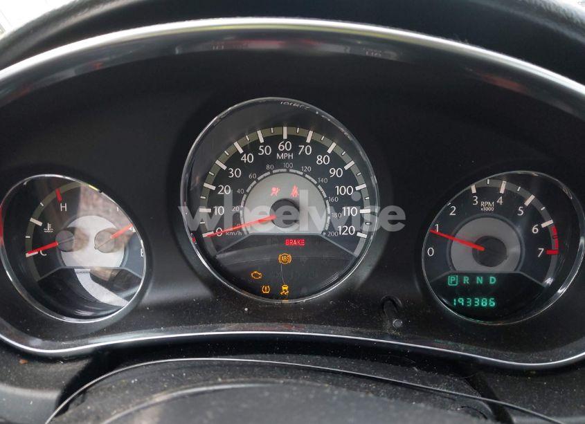 Photo 7 of 2014 Chrysler 200 LX (VIN 1C3CCBAB8EN142630)