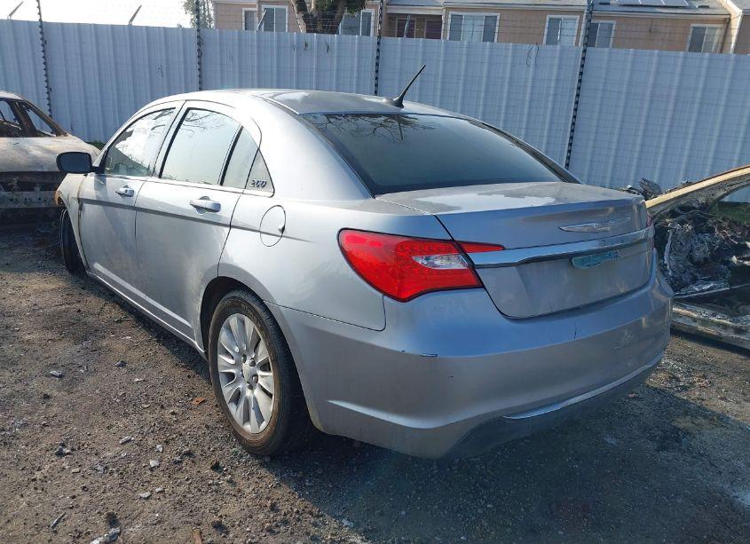 Photo 3 of 2014 Chrysler 200 LX (VIN 1C3CCBAB8EN206729)