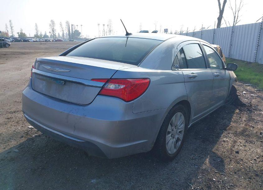 Photo 4 of 2014 Chrysler 200 LX (VIN 1C3CCBAB8EN206729)