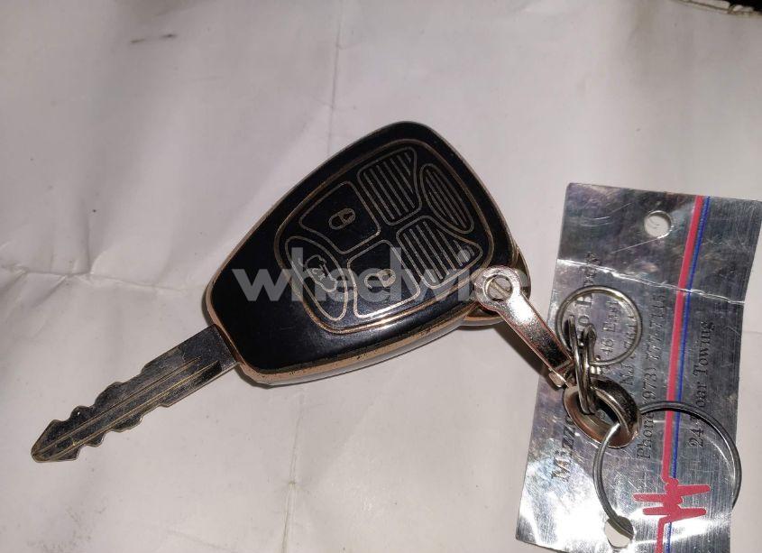 Photo 11 of 2014 Chrysler 200 LX (VIN 1C3CCBAB8EN213860)